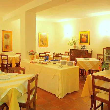 Belvilla By Oyo Montecorneo Monolocale